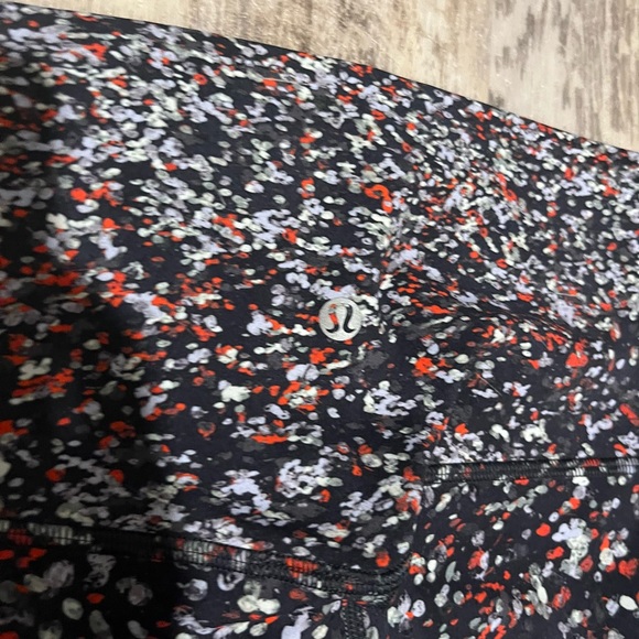 Lululemon Align High-Rise Pant 28” in Water Blossom Multi ❤️😊❤️ - Picture 3 of 5